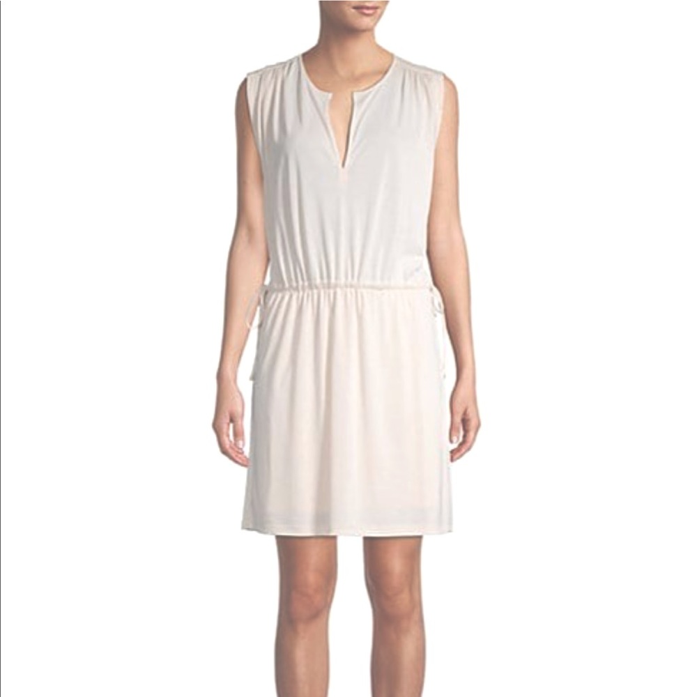 🎉Club Monaco Pink Self Tor Short Casual Dress🎉 size small
